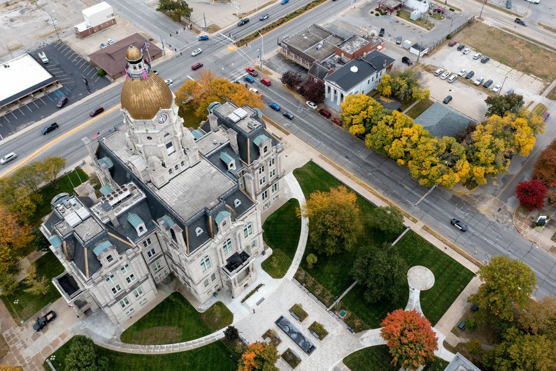 Noah Jigsaw Puzzle Terre Haute, Indiana court house in the fall 2000 pieces