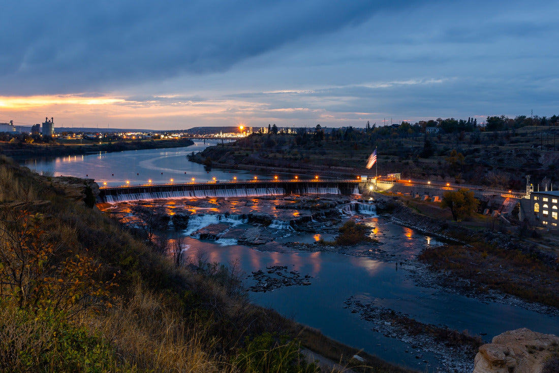 Noah Jigsaw Puzzle Beautiful view of the Great Falls in Montana in twilight 2000 pieces