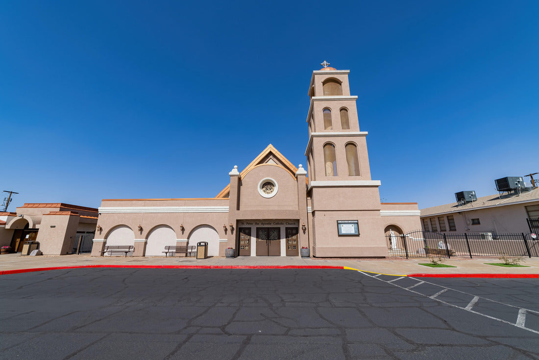 Noah Jigsaw Puzzle Sunny view of the St Peter the Apostle church at Henderson, Nevada 2000 pieces