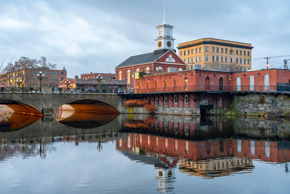 Noah Jigsaw Puzzle the main street bridge over the Nashua river, Nashua, New Hampshire 2000 pieces