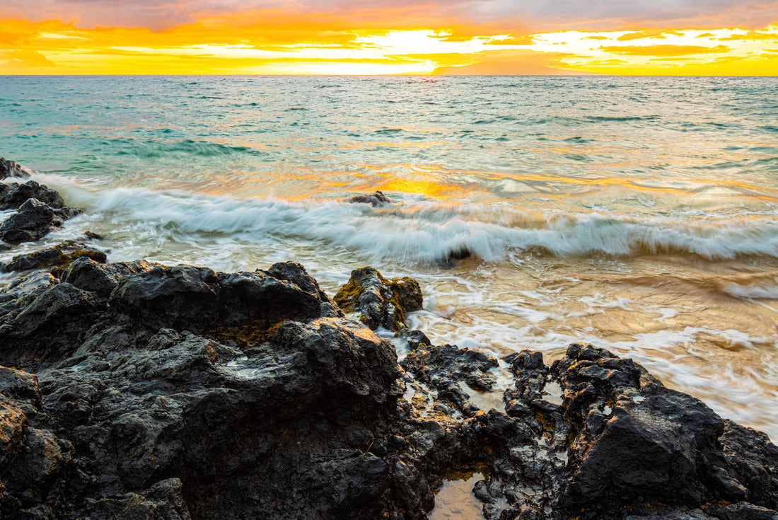 Noah Jigsaw Puzzle Sunset on Mokapu Beach With Lanai In The Distance, Wailea, Maui, Hawaii, USA 2000 pieces