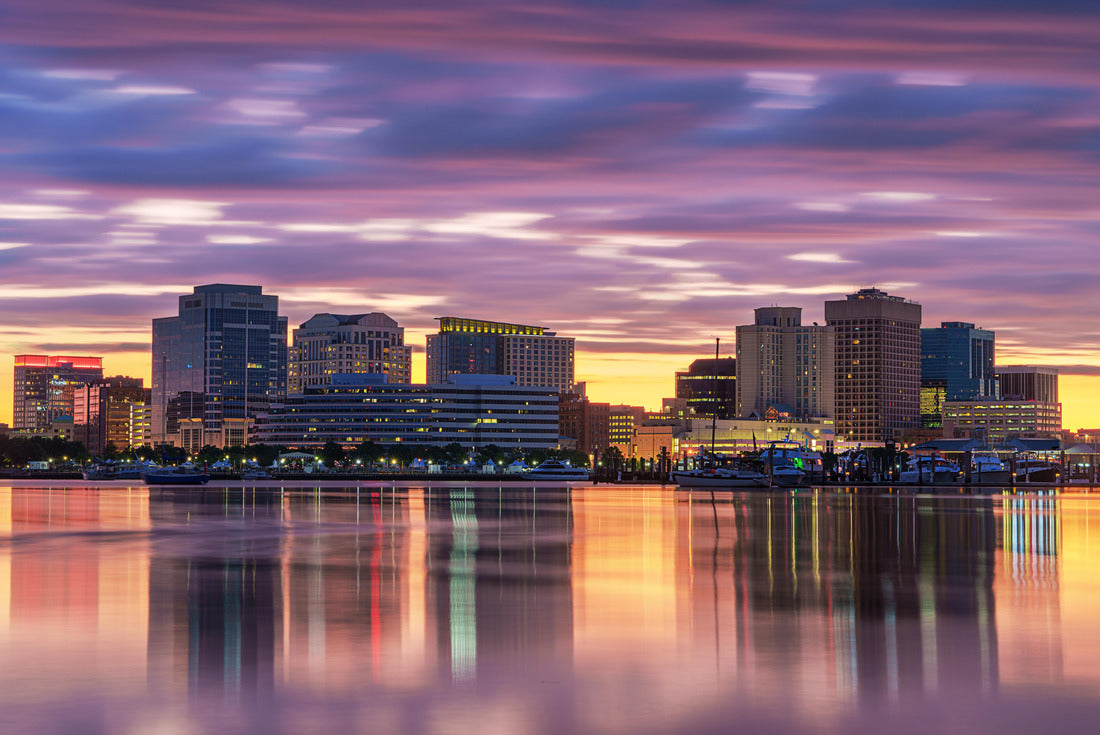 Noah Jigsaw Puzzle Norfolk, Virginia, USA downtown city skyline with dramatic morning clouds on the Elizabeth River 2000 pieces