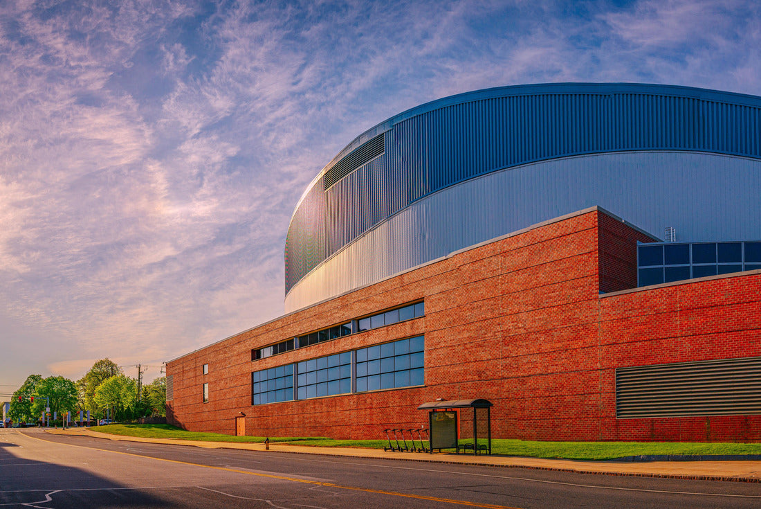 Noah Jigsaw Puzzle Manchester city skyline with circular geometry of civic auditorium building with cloudy sky, modern metropolitan architecture in New Hampshire 2000 pieces