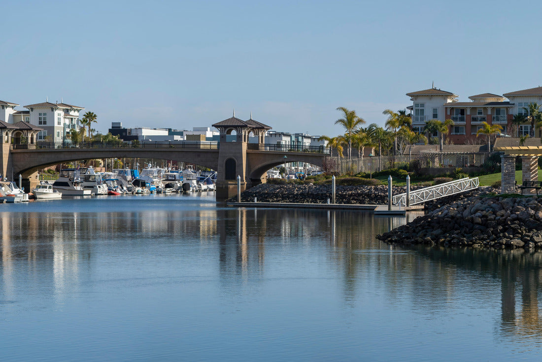 Noah Jigsaw Puzzle Day time view of the coastal skyline of Oxnard, California, USA 2000 pieces