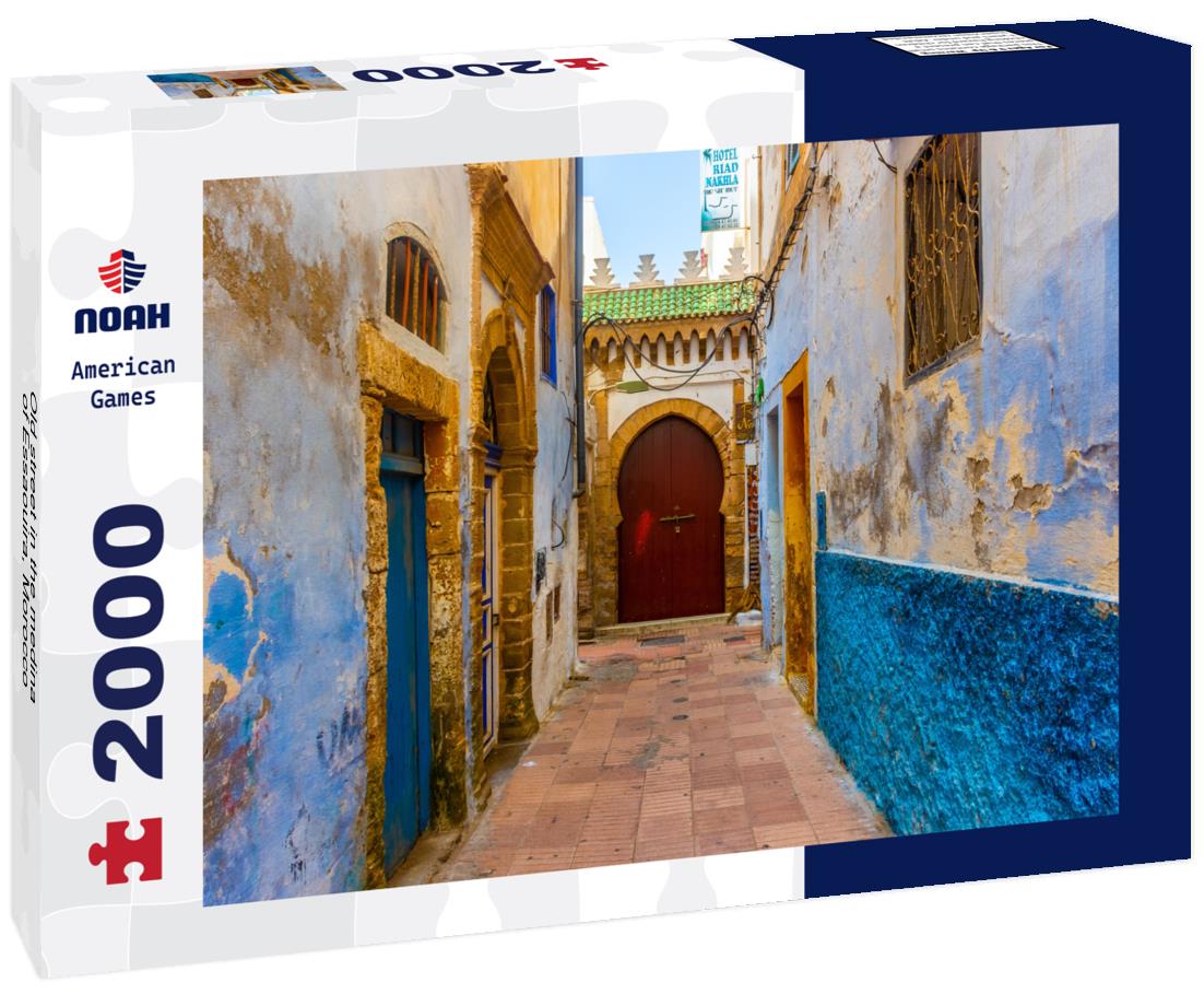 Old street in the medina of Essaouira, Morocco 2000pc Puzzle