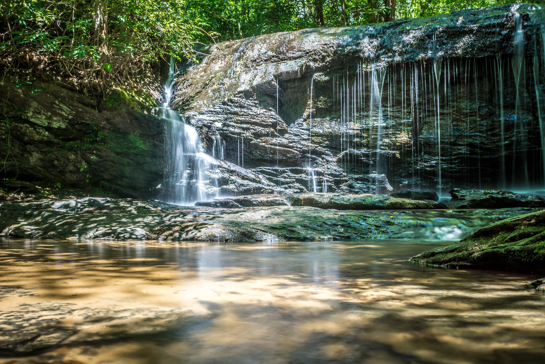 Beautiful watrefalls in upstate South Carolina 2000pc Puzzle