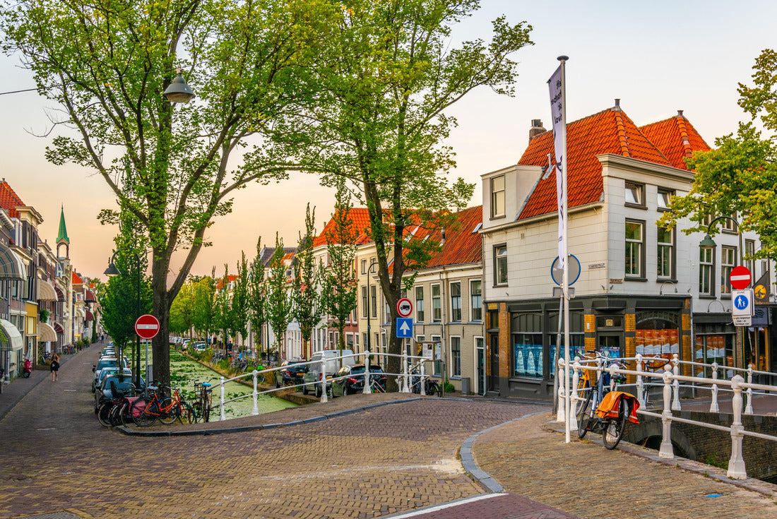 Sunset view of a channel in Delft, Netherlands 2000pc Puzzle