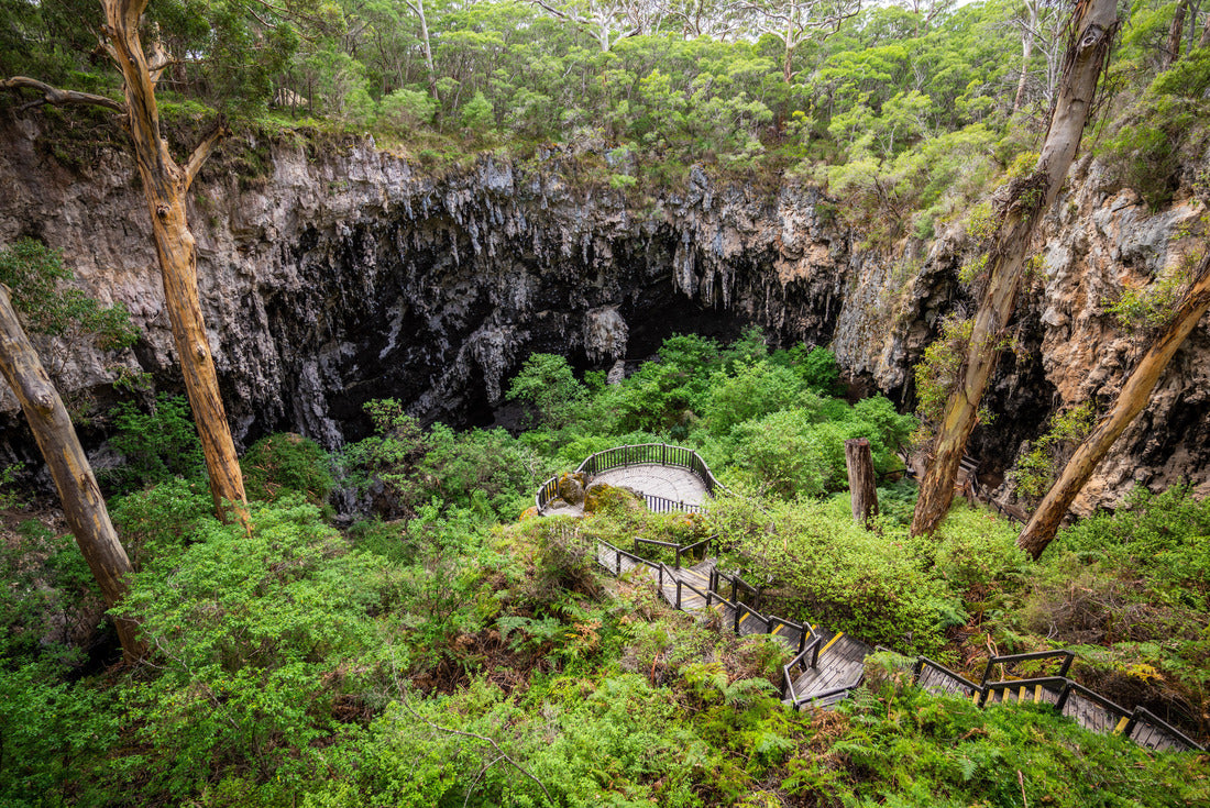 Lake Cave, Margaret River in Western Australia 2000pc Puzzle