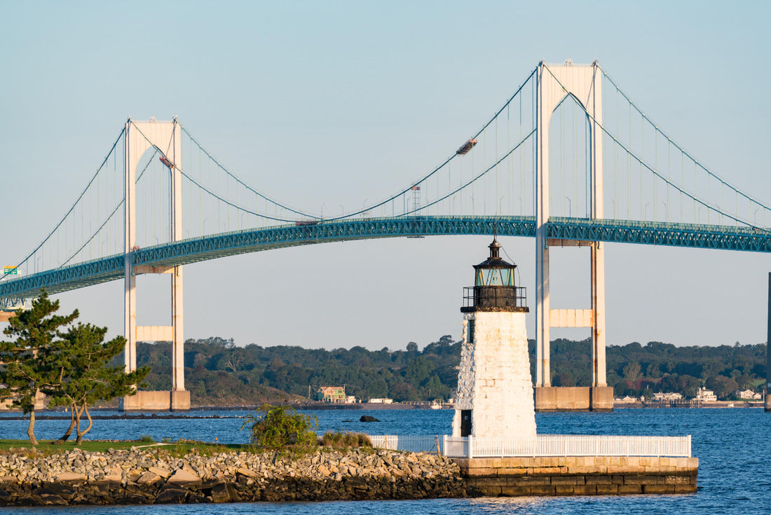 Goat Island Lighthouse, Newport, Rhode Island 2000pc Puzzle