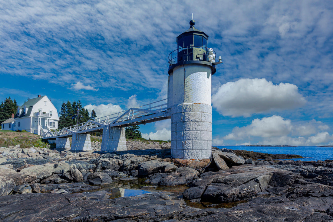 Marshall Point Light, Port Clyde Harbor Maine 2000pc Puzzle