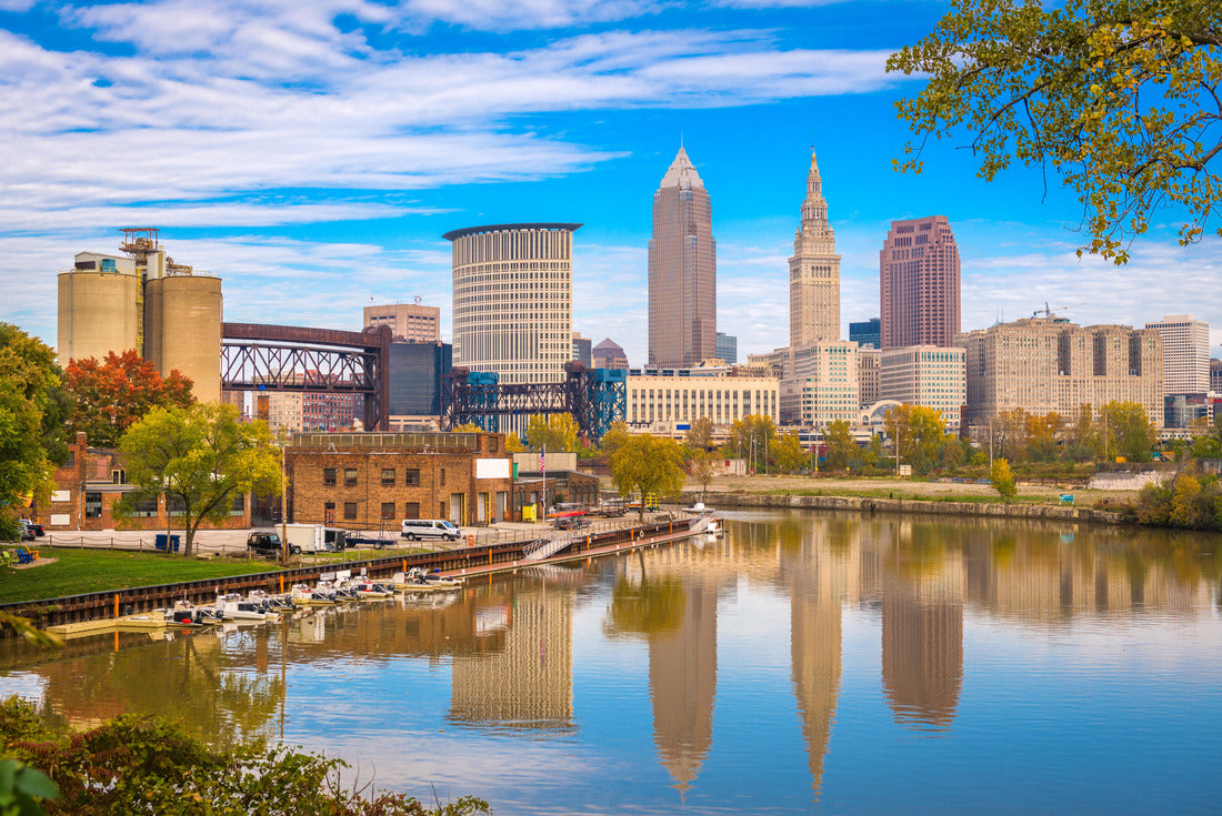 Cleveland Ohio skyline on the Cuyahoga River 2000pc Puzzle