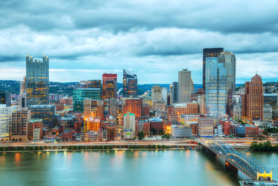Cityscape of Pittsburgh with the Ohio River 2000pc Puzzle
