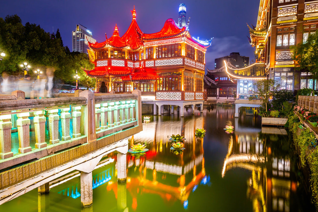 Yuyuan District of Shanghai, China at Night 2000pc Puzzle
