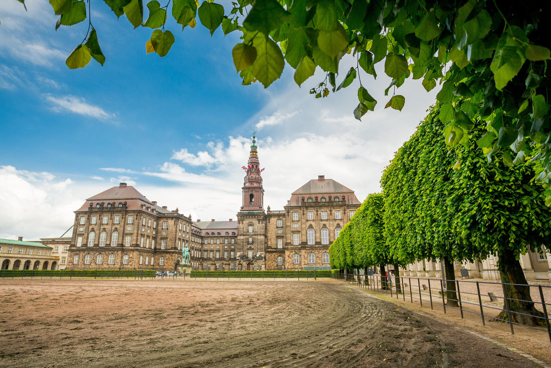 Christiansborg Palace, Copenhagen, Denmark 2000pc Puzzle
