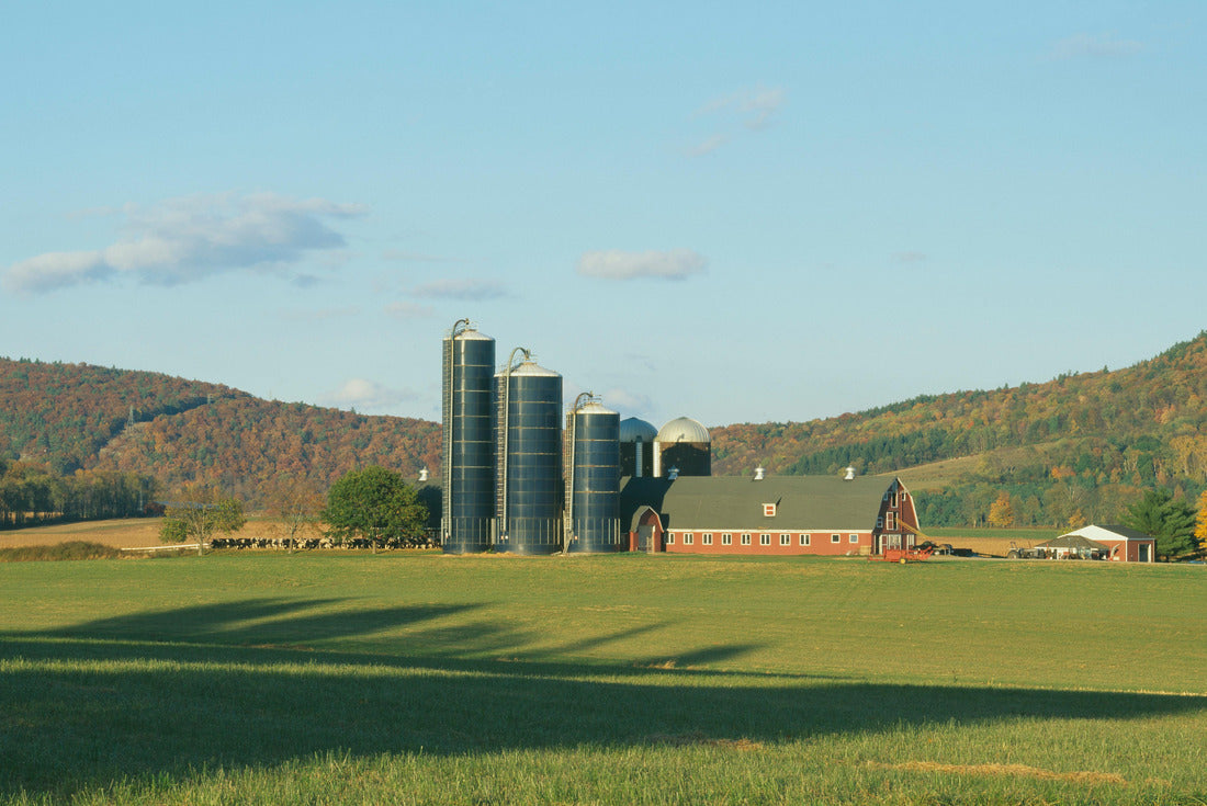 Barn and Silos, Dutchess County, New York 2000pc Puzzle