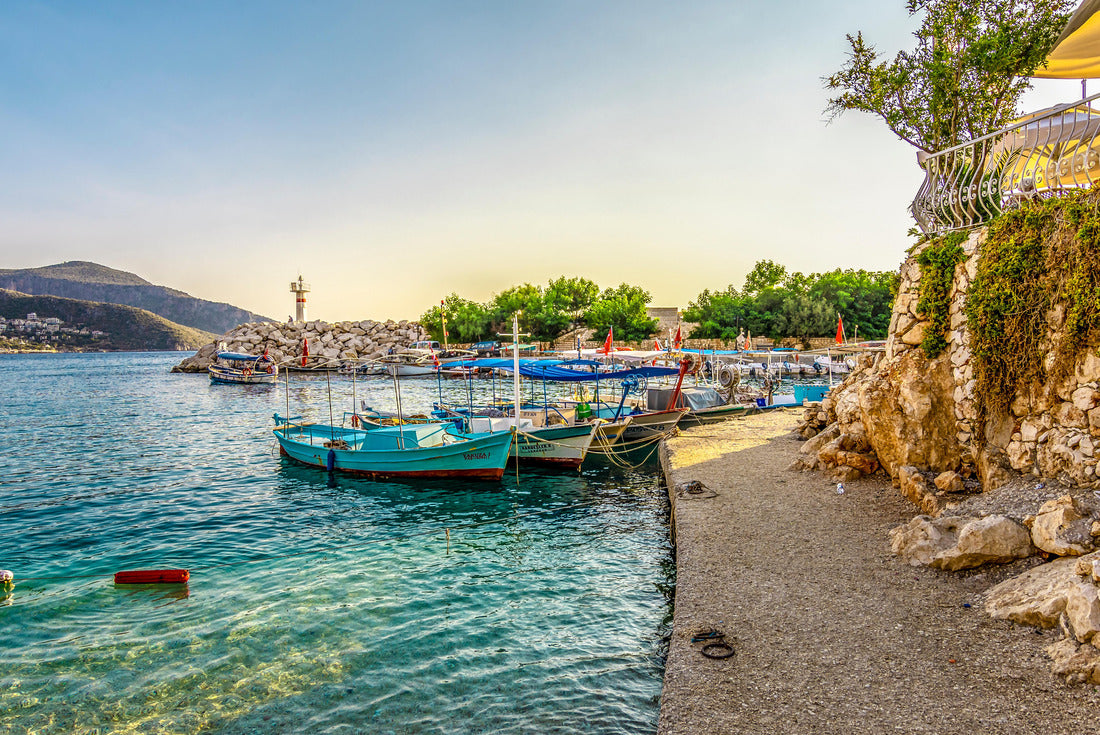 The beach in the town of Kalkan in Turkey 2000pc Puzzle