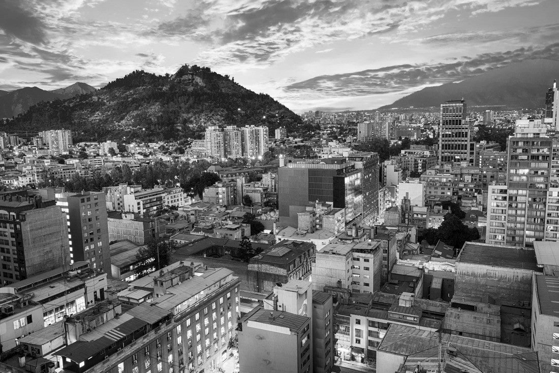 Dwontown Santiago de Chile after sunset, Chile 2000pc PuzzleBlack and White