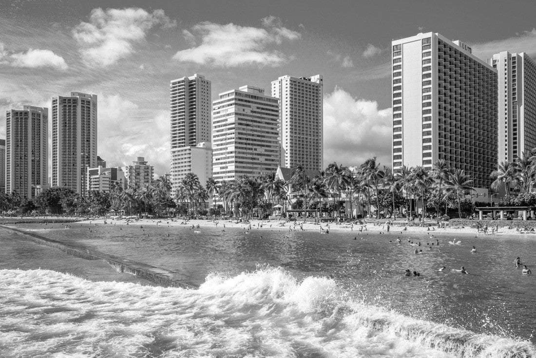Skyline of Honolulu at Waikiki beach, Hawaii 2000pc PuzzleBlack and White