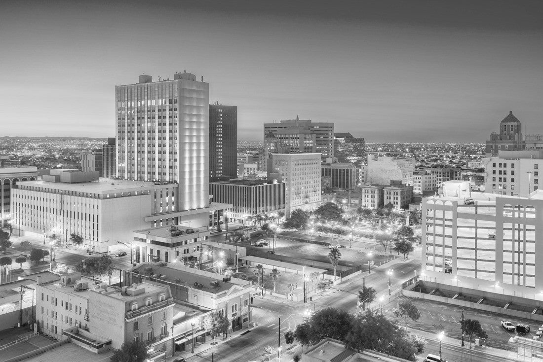 Noah Jigsaw Puzzle El Paso, Texas, USA downtown city skyline at twilight in black white 2000 pieces