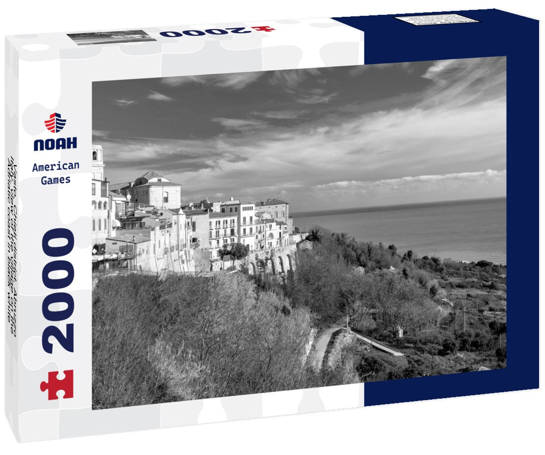 Vasto, Chieti district, Abruzzo, Italy, view of the village on the Adriatic coast 2000pc PuzzleBlack and White