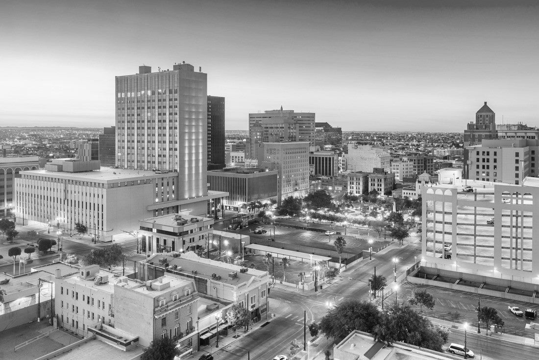Noah Jigsaw Puzzle El Paso, Texas, USA downtown city skyline at twilight in black white 2000 pieces