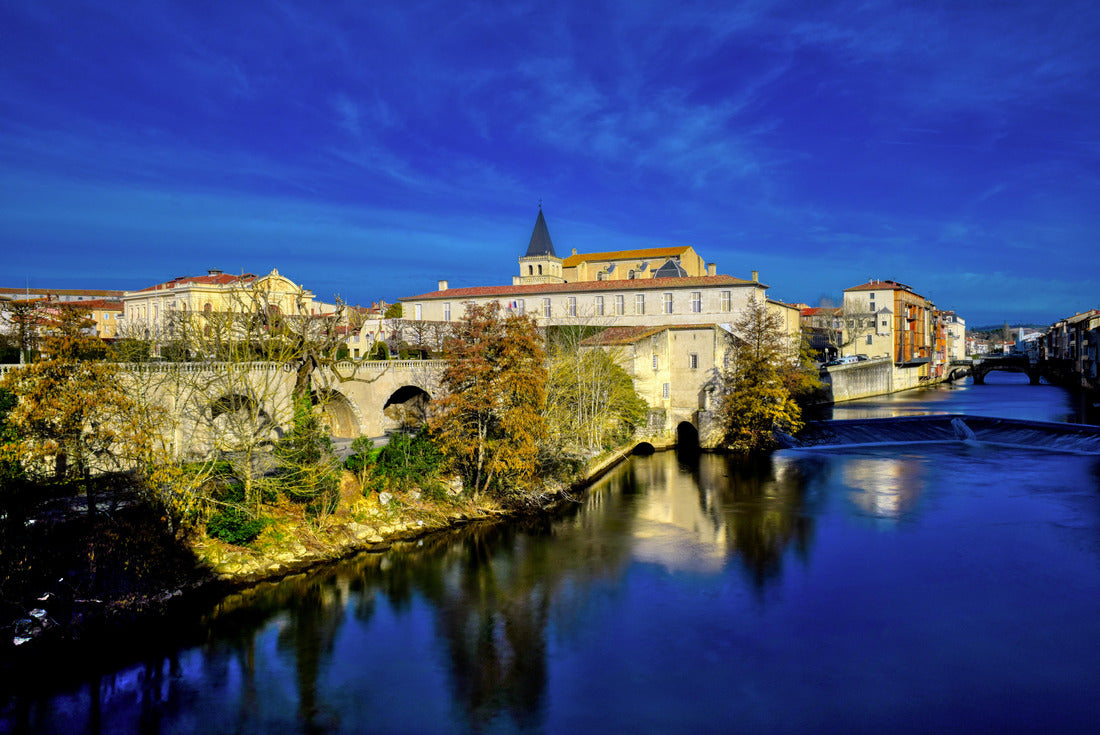 Noah Jigsaw Puzzle Bishop's Garden and River Agout Castres-Tarn-France 2000 Pieces