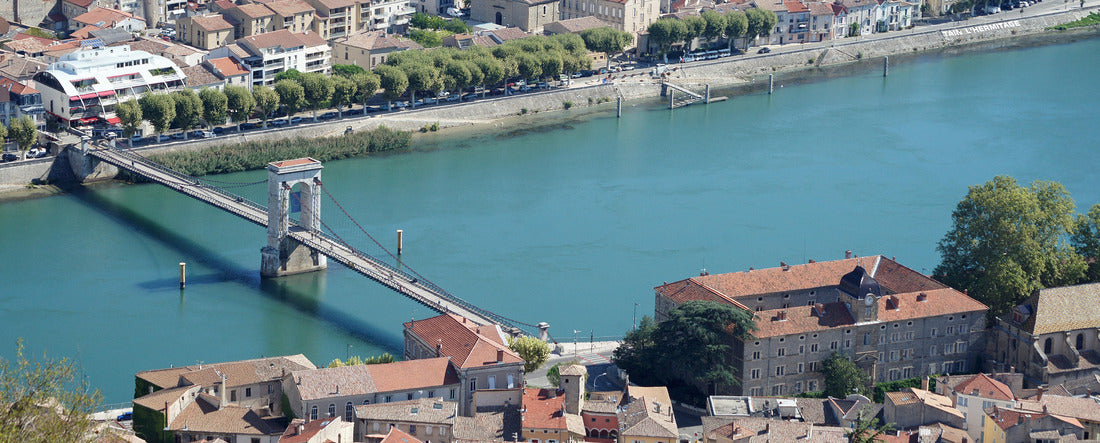 Tournon-sur-Rhone, France 2000pc Panoramic Puzzle