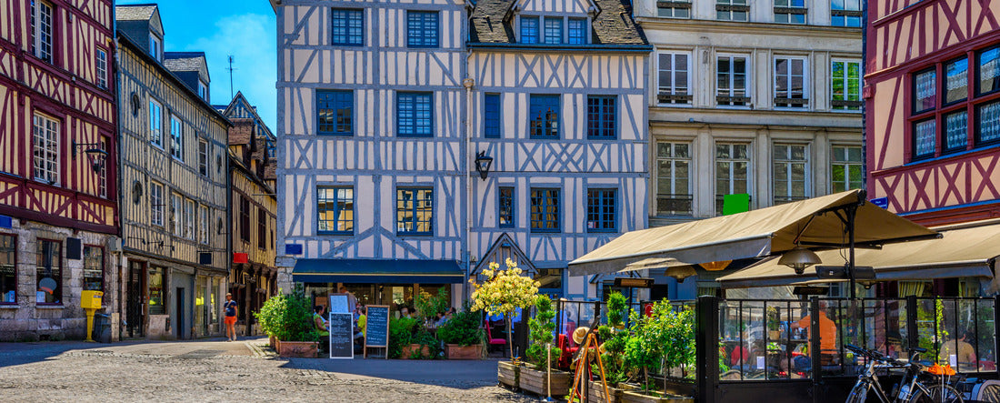 Rouen, Normandy, France 2000pc Panoramic Puzzle