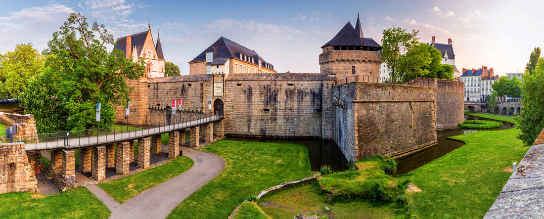 Nantes, France 2000pc Panoramic Puzzle