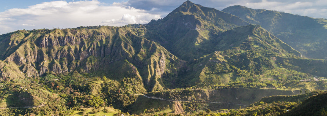 Ullucos river valley in the Cauca region of Colombia, 1000pc Panoramic Puzzle