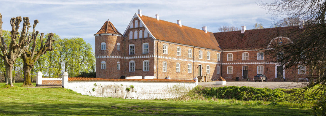 Noah Jigsaw Puzzle Løvenholm Castle near Randers, Denmark, panorama Panorama 1000 Pieces