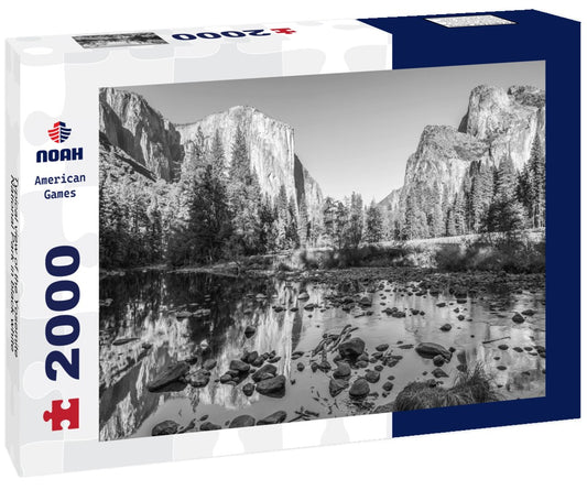 Noah Jigsaw Puzzle Typical view of the Yosemite National Park in black white 2000 pieces