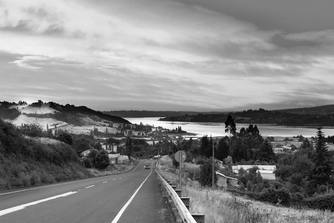 Road to Dalcahue on the island of Chiloe, Chile 2000pc PuzzleBlack and White