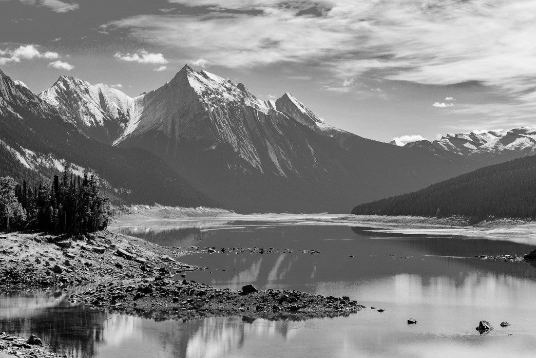 Medicine Lake is located in Jasper National Park, Alberta, Canada. It is located 20 km southeast of the village of Jasper, Alberta 2000pc PuzzleBlack and White