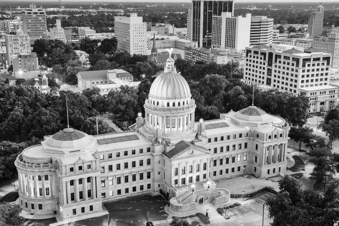 Jackson, Mississippi, USA skyline over the Capitol Building 2000pc PuzzleBlack and White