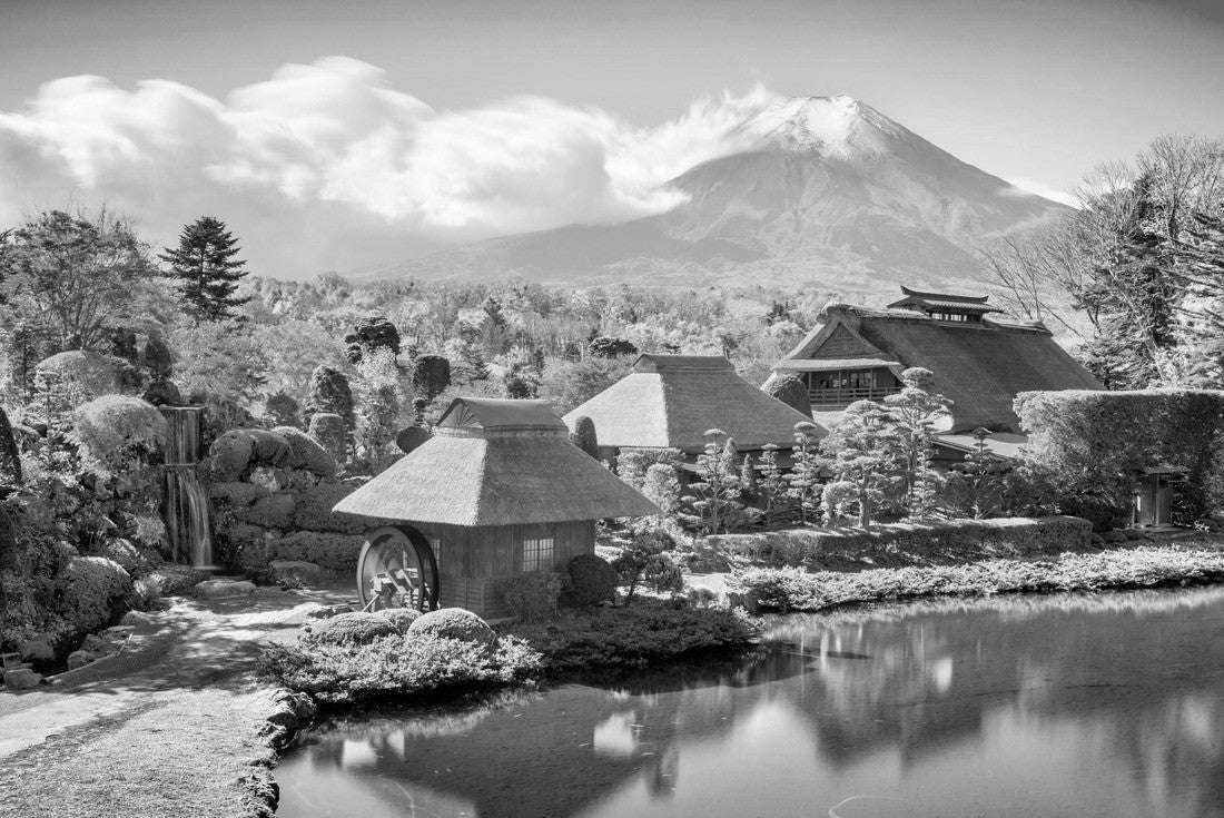 Oshino, Japan historic thatch roof farmhouses with Mt. Fuji 2000pc PuzzleBlack and White