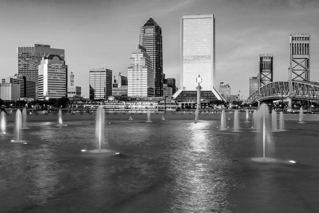 Jacksonville, Florida, USA City skyline at the fountain 2000pc PuzzleBlack and White