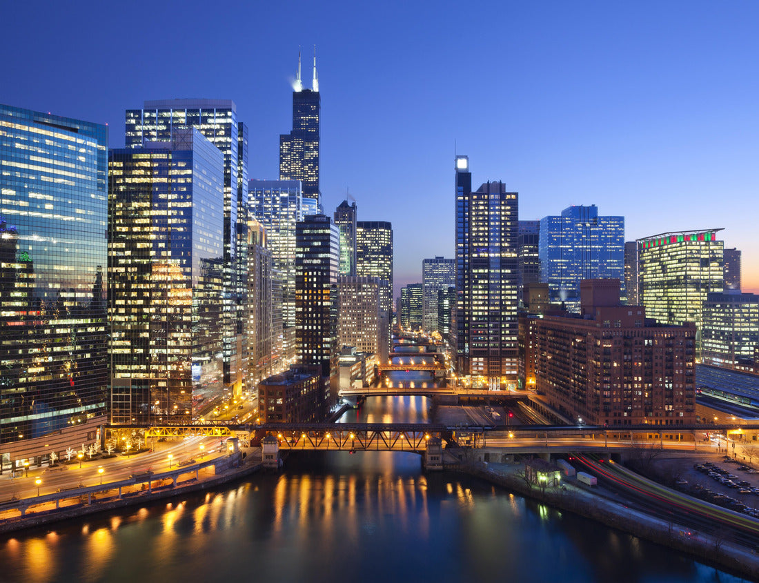 Noah Jigsaw Puzzle Chicago. Image of downtown Chicago and Chicago River with bridges at sunset 1000 Pieces