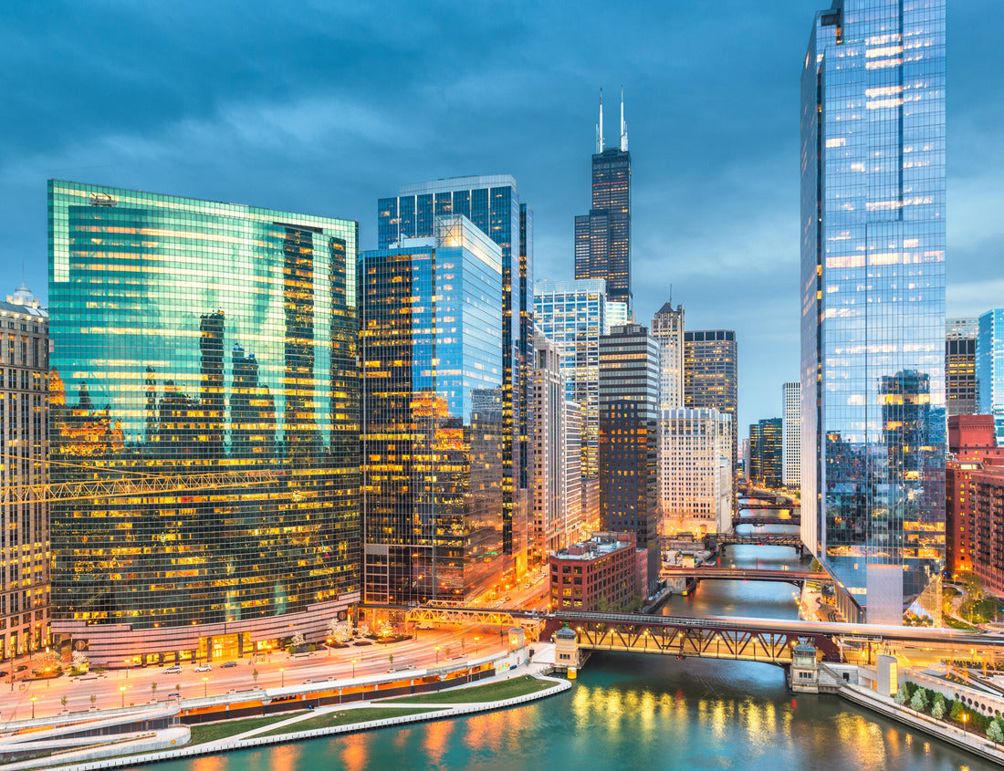 Noah Jigsaw Puzzle Chicago, Illinois USA Skyline over the river at dusk 1000 Pieces