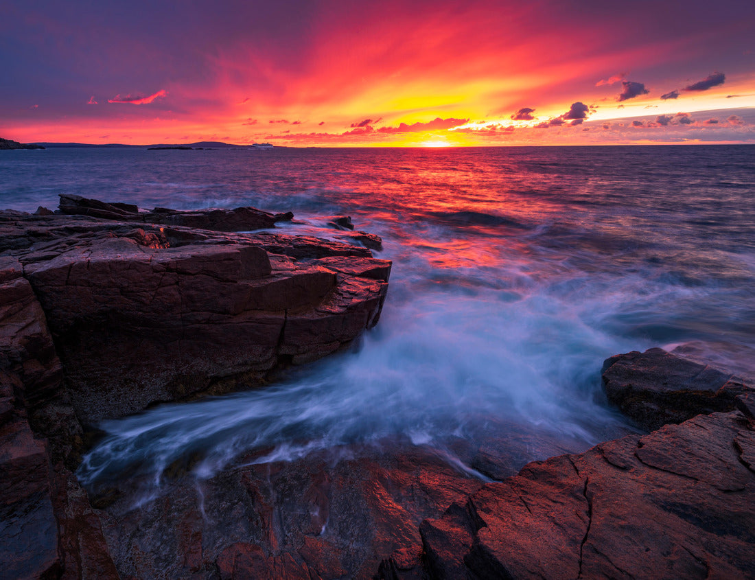 Noah Jigsaw Puzzle Sunrise from Thunder Hole, Acadia National Park, Mount Desert Island, Maine 1000 Pieces