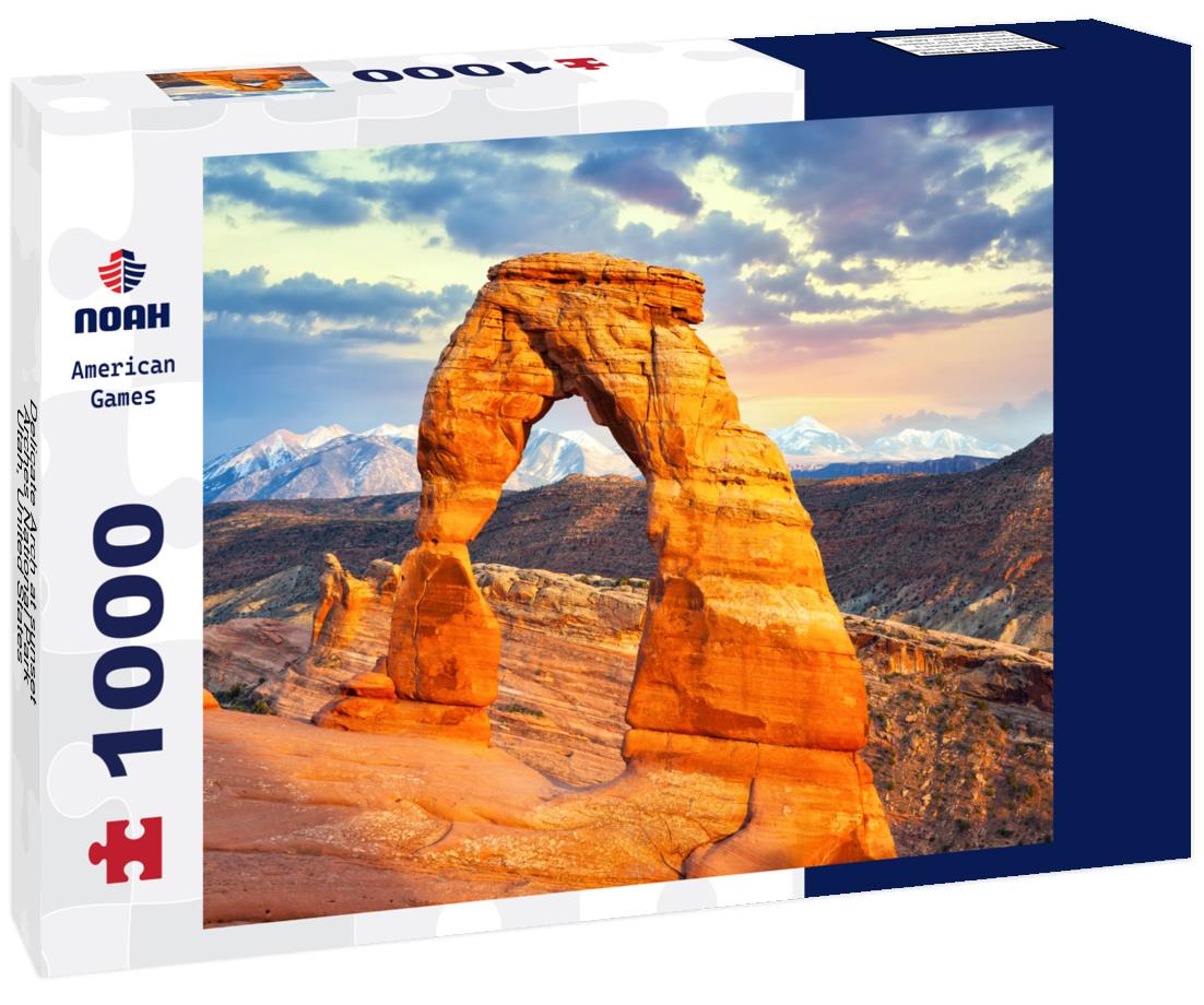 Noah Jigsaw Puzzle Delicate Arch at sunset, Arches National Park, Utah, United States 1000 Pieces