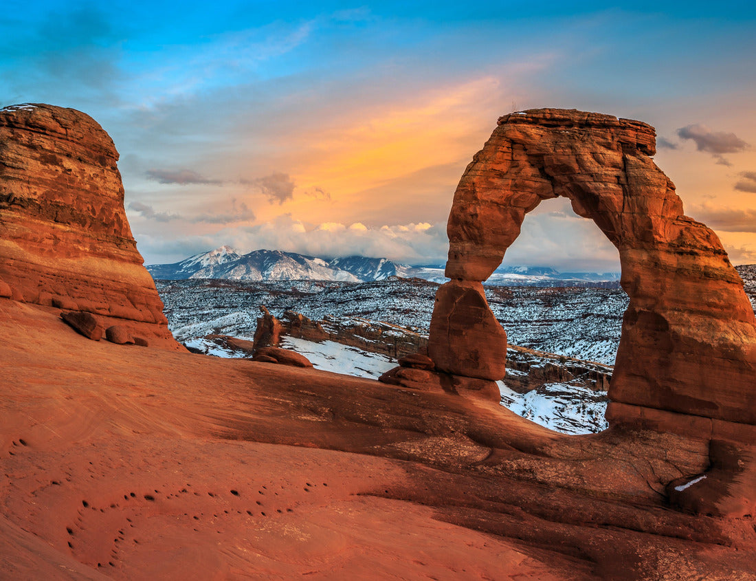 Noah Jigsaw Puzzle Twilight on Delicate Arch, Arches National Park Utah 1000 Pieces
