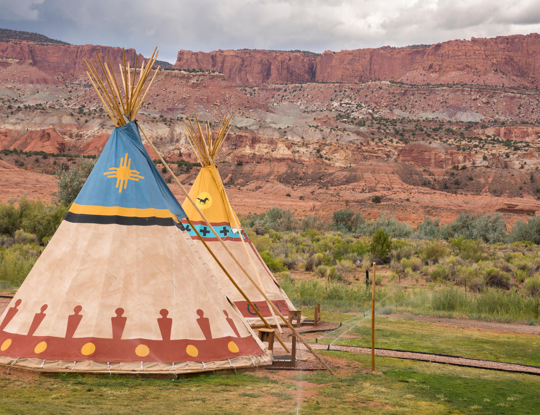 Noah Jigsaw Puzzle Tipi, American Indian tents in Capitol Reef National Park in United States of America 1000 Pieces