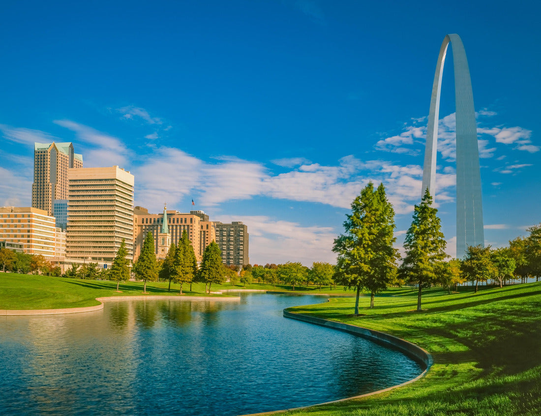 Noah Jigsaw Puzzle Saint Louis' skyline and the Arch are warm in the dusk lighting in the Gateway Arch National Park 1000 Pieces
