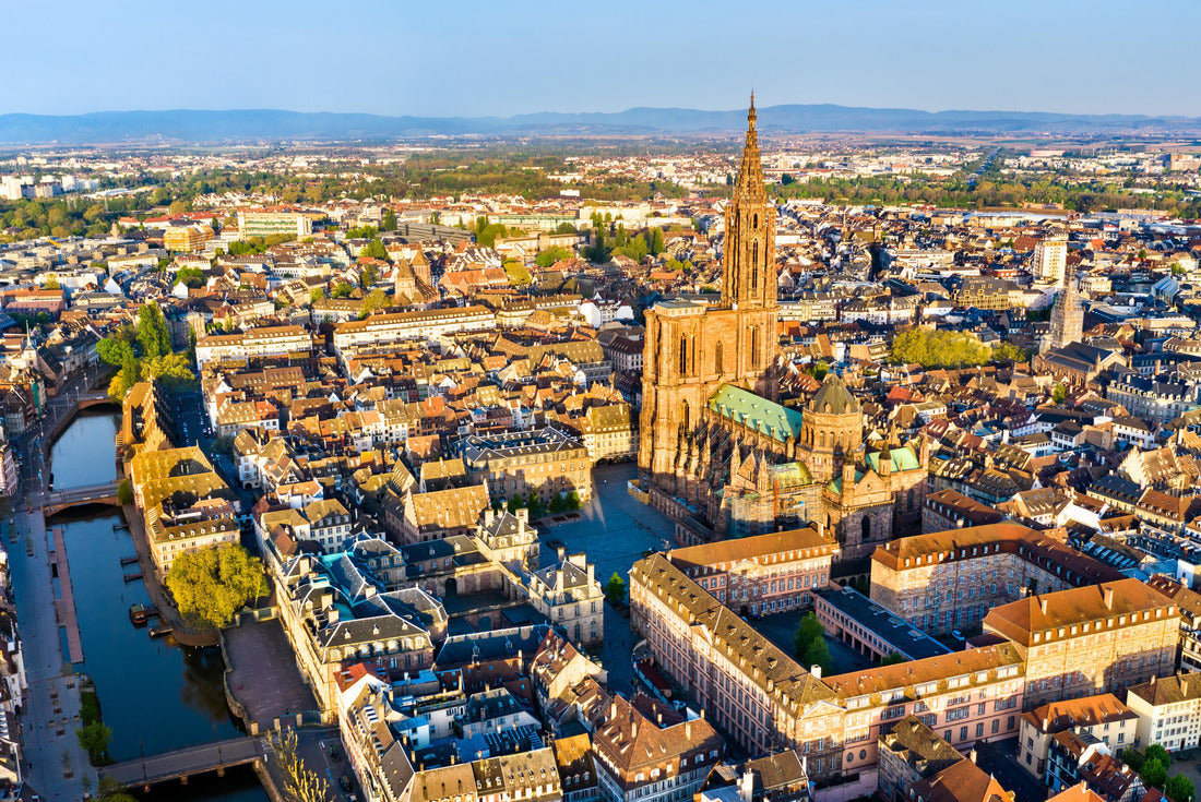 Notre-Dame Cathedral of Strasbourg - Alsace, France 2000pc Puzzle