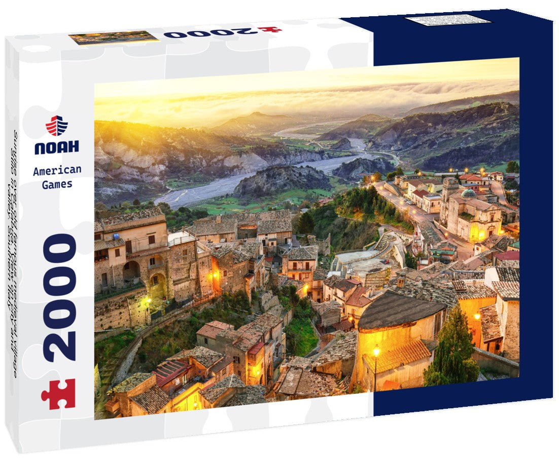 Sunrise over old famous medieval village Stilo in Calabria. View on city and valley. Southern Italy 2000pc Puzzle