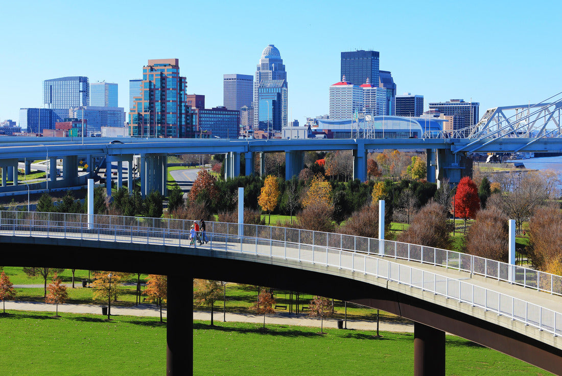 The Louisville, Kentucky skyline with pedestrian walkway in front 2000pc Puzzle
