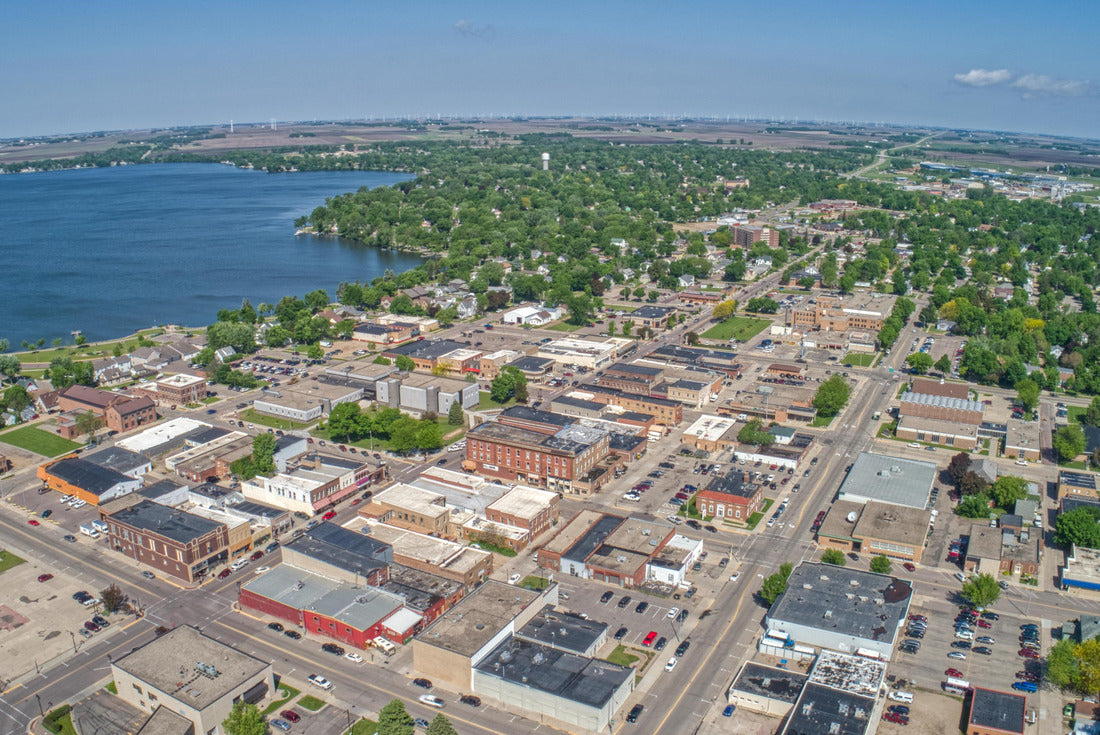 Worthington is a small town in south west Minnesota with a lake and pig factory 2000pc Puzzle