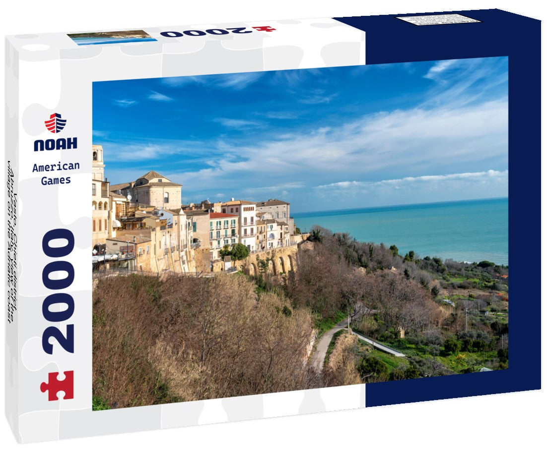 Vasto, Chieti district, Abruzzo, Italy, view of the village on the Adriatic coast 2000pc Puzzle