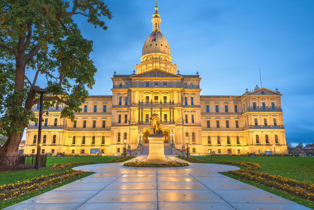 Lansing, Michigan, USA at the Michigan State Capitol during a humid evening 2000pc Puzzle